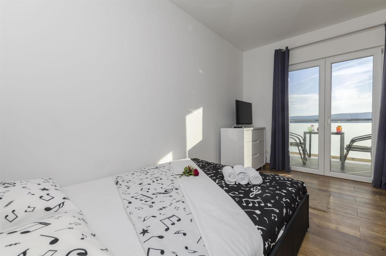 Apartments Lorenzo 로크바 로고즈니차 외부 사진