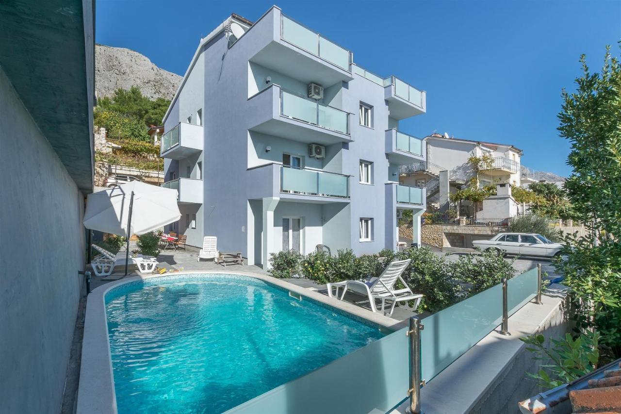 Apartments Lorenzo 로크바 로고즈니차 외부 사진