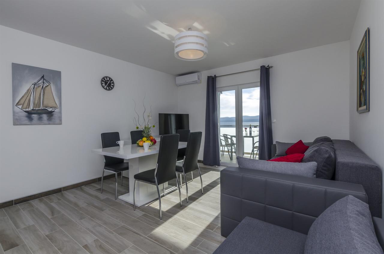 Apartments Lorenzo 로크바 로고즈니차 외부 사진